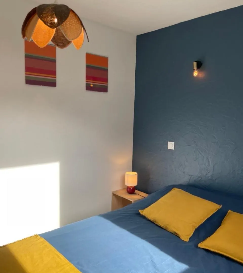 Maison L'Aiguille: Mountain Retreat with Guest Apartments Laye France